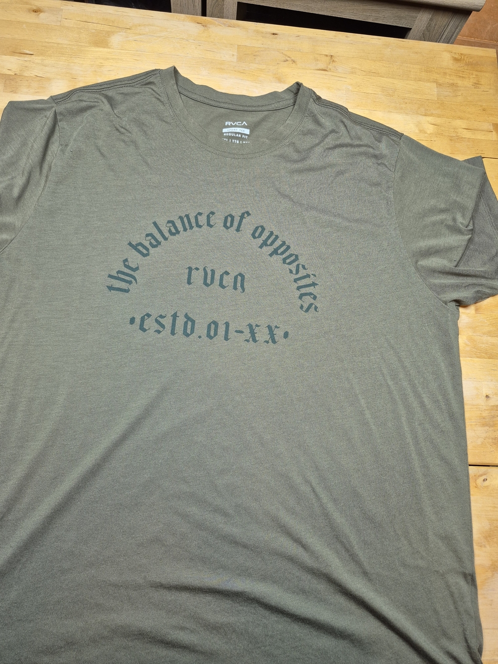 RVCA Men's Olive Graphic Crew T-Shirt